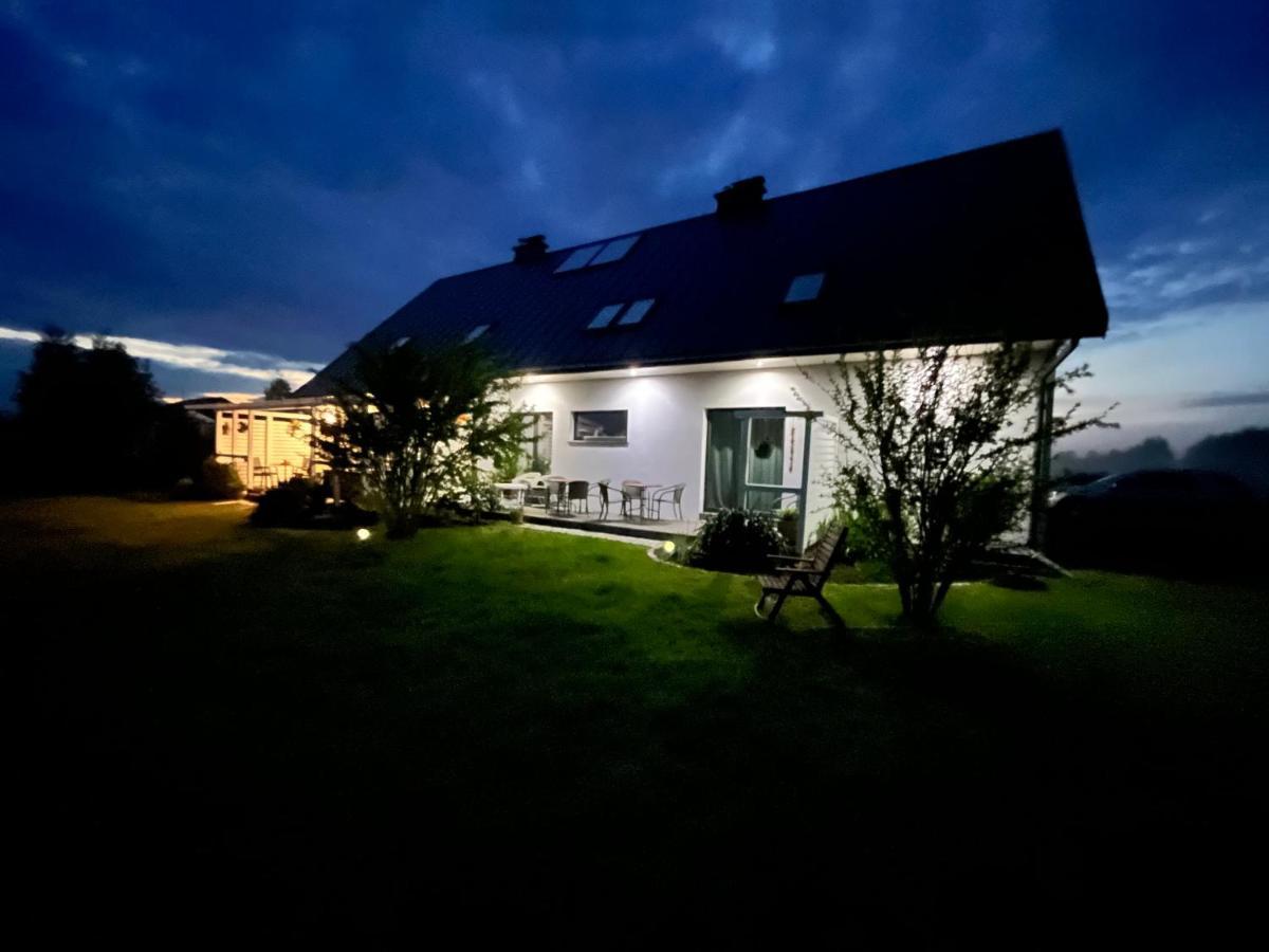 Dom W Trawach Apartment Смолджински Лас Екстериор снимка